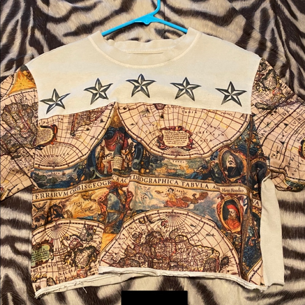 Crop top